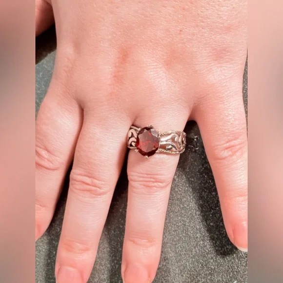 Silpada Red and Silver Ring - Picture 11 of 14